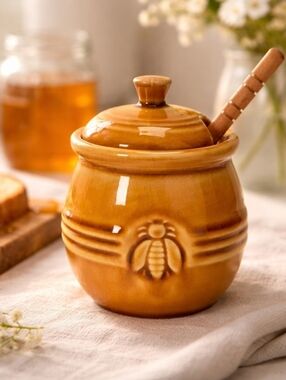 Creative Co-Op Honey Pot w Lid & Dipper Amber Stoneware Bee Farmhouse Kitchen